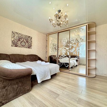 Apartpoltava Елегантна Квартира В Новобудові,Біля Каштанової Алеї, Центр Міста, Звітна Документація Εξωτερικό φωτογραφία