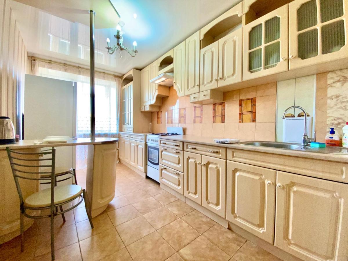 Apartpoltava Елегантна Квартира В Новобудові,Біля Каштанової Алеї, Центр Міста, Звітна Документація Εξωτερικό φωτογραφία