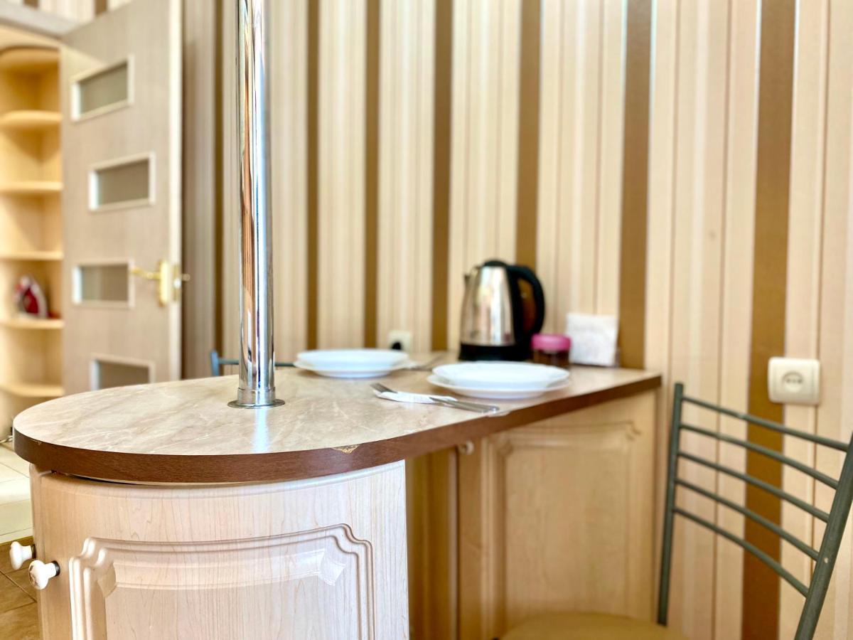 Apartpoltava Елегантна Квартира В Новобудові,Біля Каштанової Алеї, Центр Міста, Звітна Документація Εξωτερικό φωτογραφία